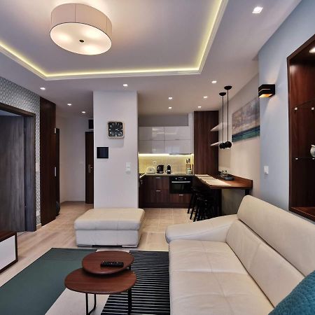 Luna Apartment Будапеща Екстериор снимка